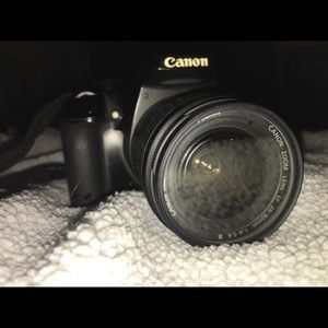 Canon EOS rebel xs digital camera